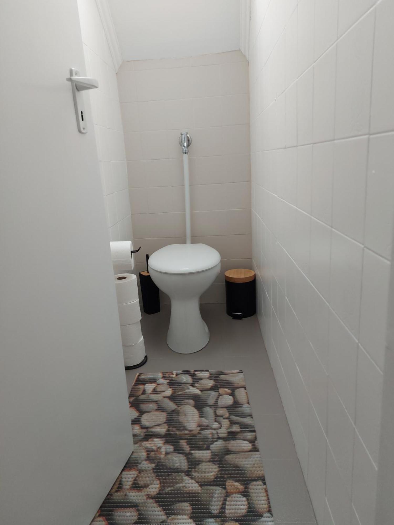 Istvan Apartmanok 凯斯特海伊 外观 照片